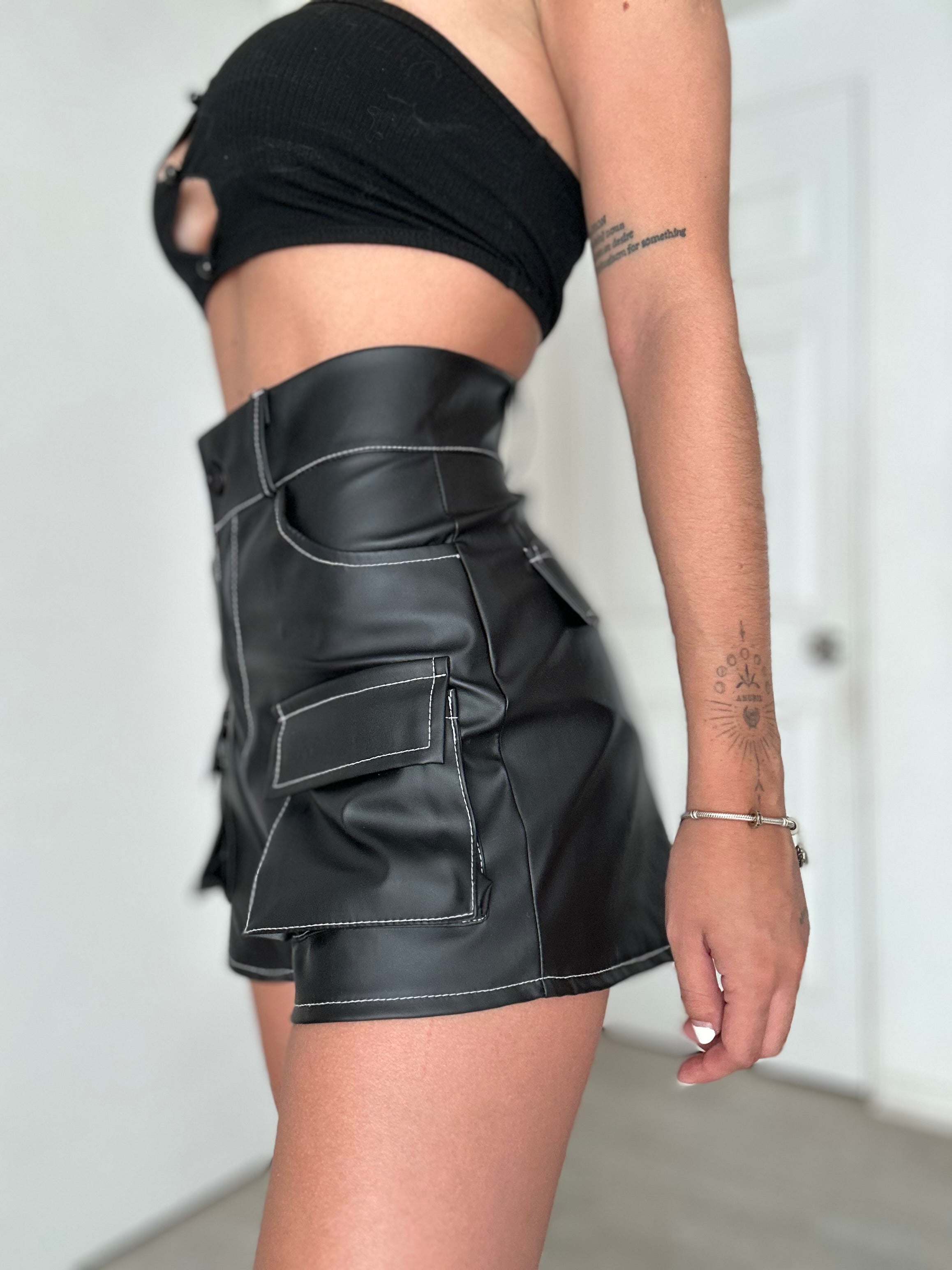 SHORT MINI NEGRO