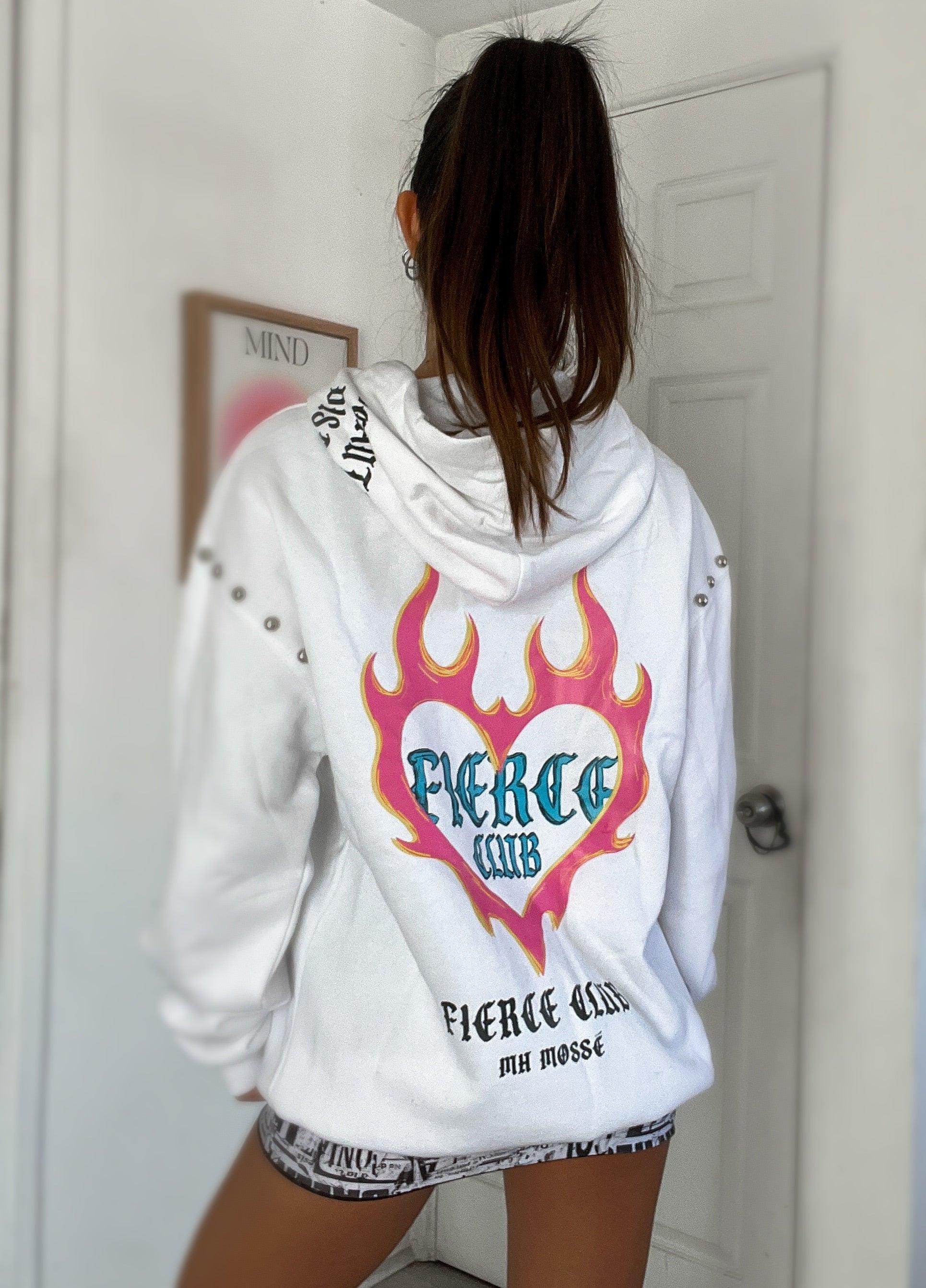 REMAKE POLERÓN FIERCE CLUB