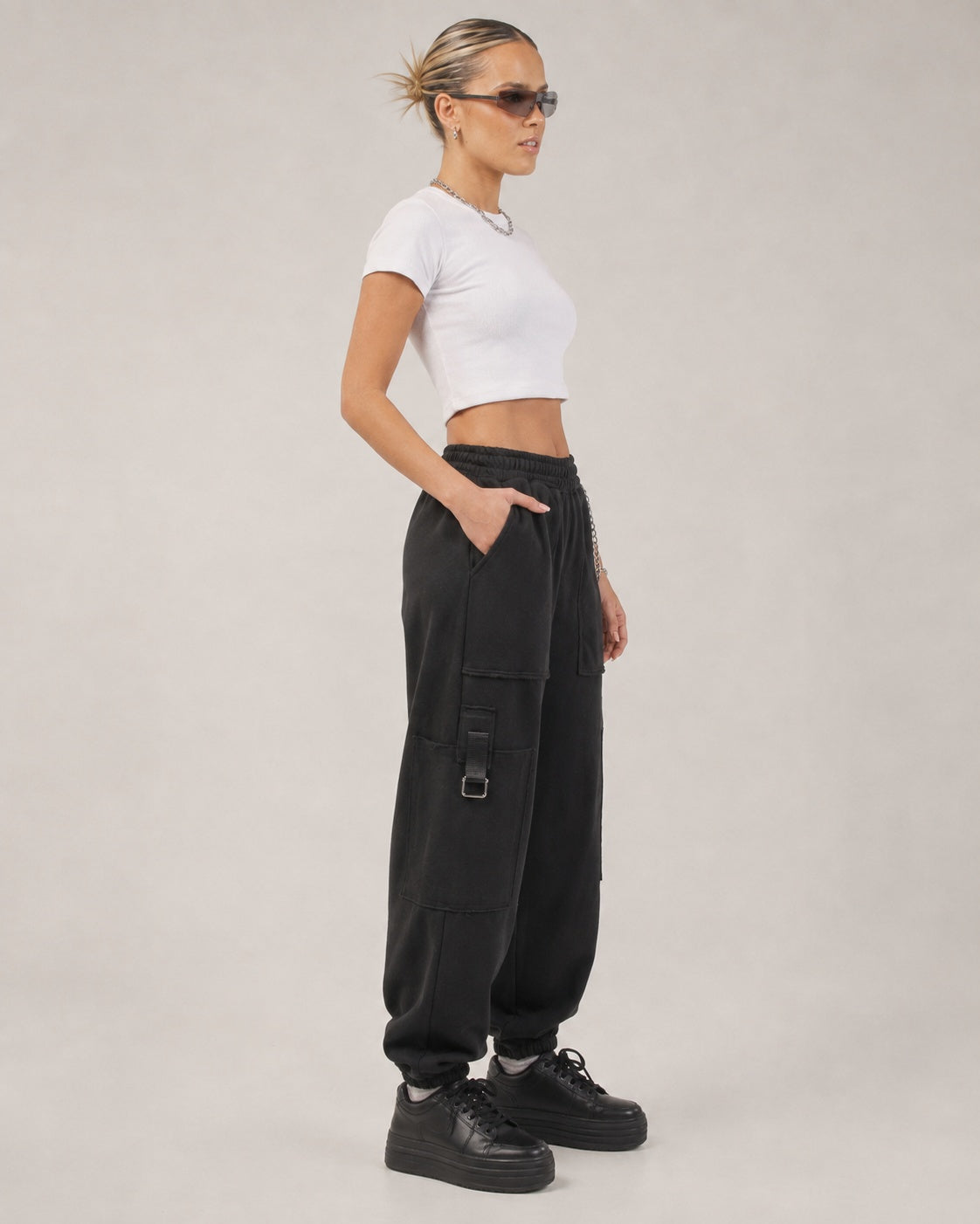 PANTALÓN BUZO CADENAS RIOT
