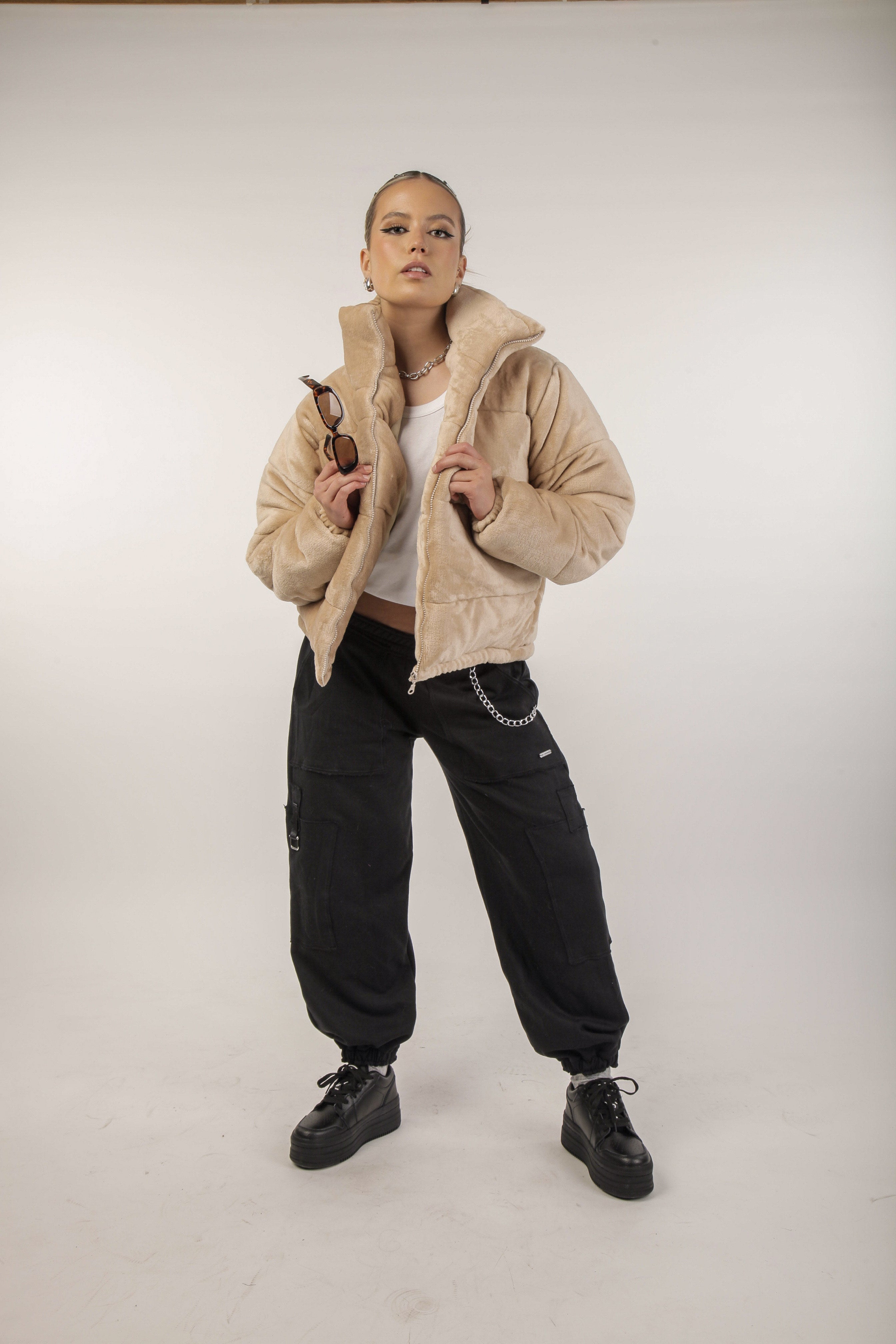 CAMEL PUFF JACKET WITH CLOSURE